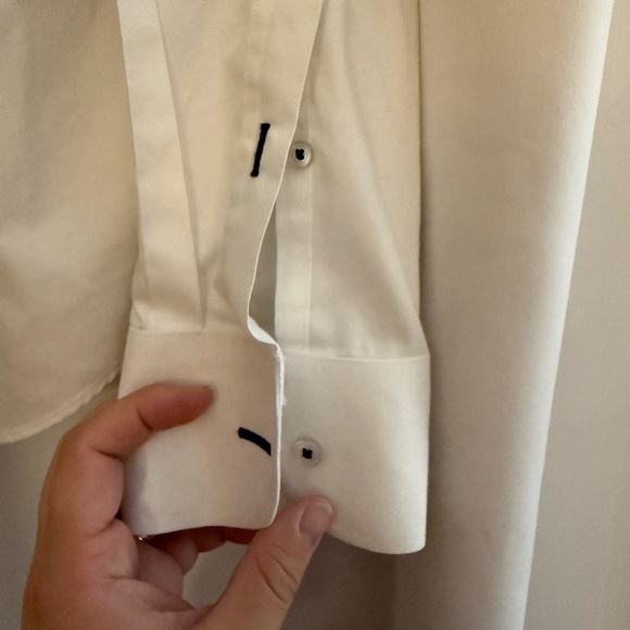UNTUCKit Crisp White Dress Shirt size Large 100% cotton slim fit wrinkle free - Picture 3 of 6